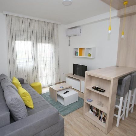 Appartement Fast Sleep & Go 3 à Paraćin Extérieur photo