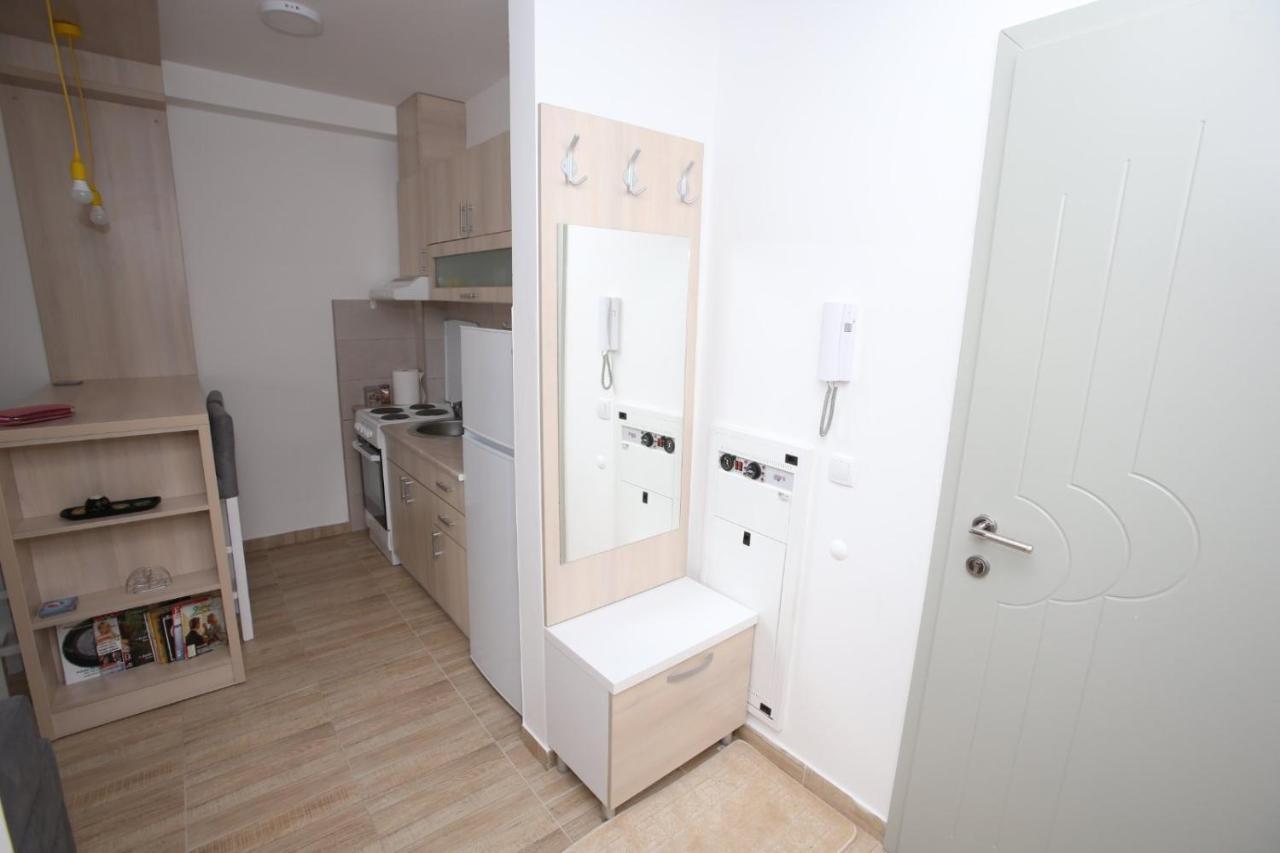 Appartement Fast Sleep & Go 3 à Paraćin Extérieur photo